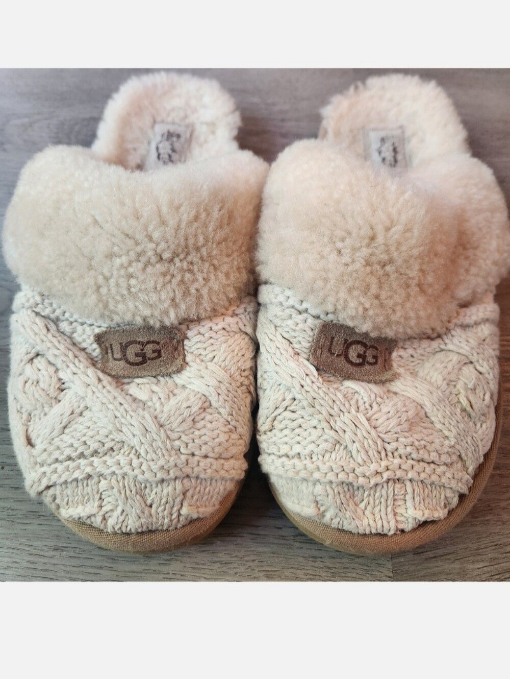 UGG Cozy Cable Knit Slippers shearling cozycore house shoes size 9